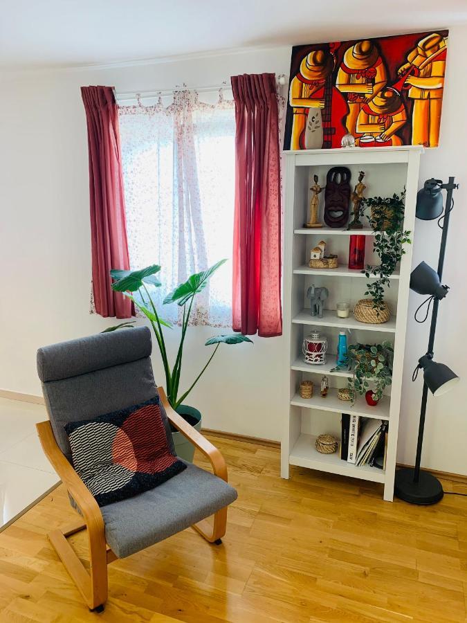 코스트레나 Apartman Marley 아파트 외부 사진