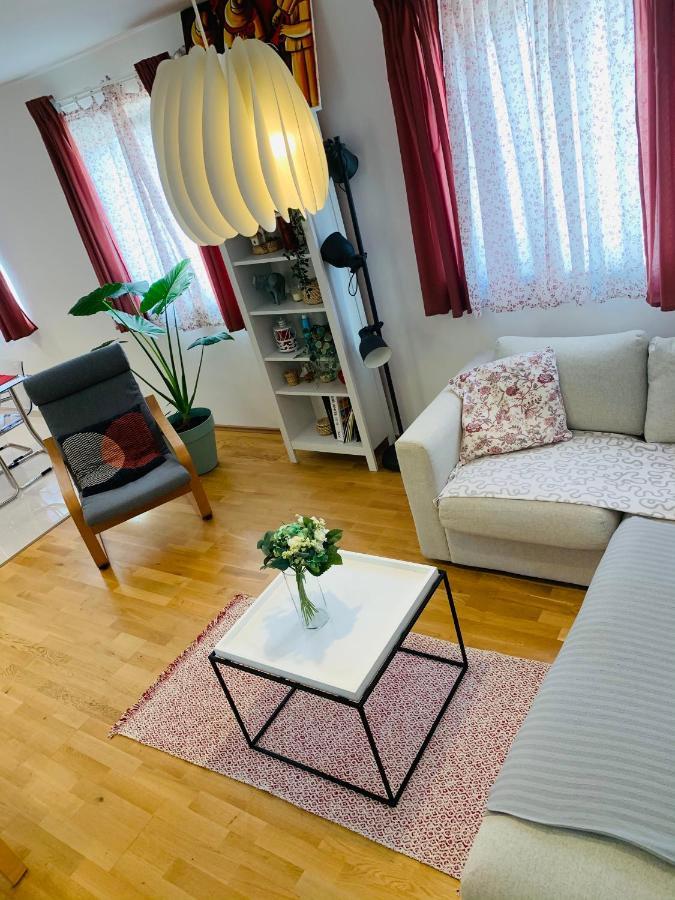 코스트레나 Apartman Marley 아파트 외부 사진